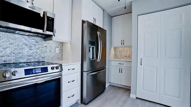 Listing Photo 18