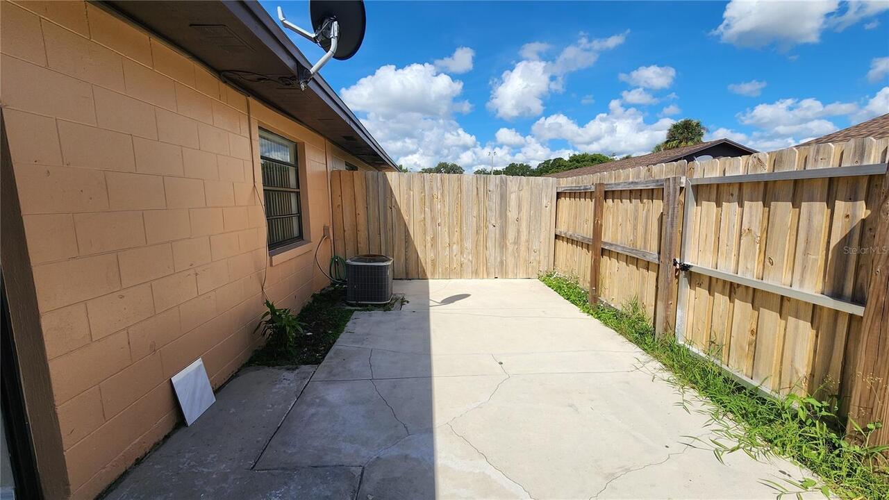 Listing Photo 14