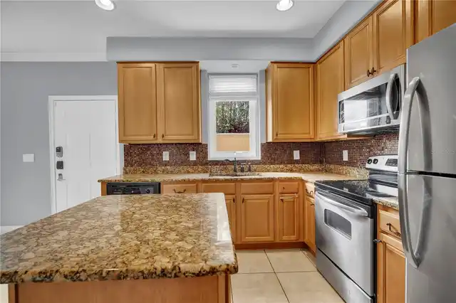 Listing Photo 17