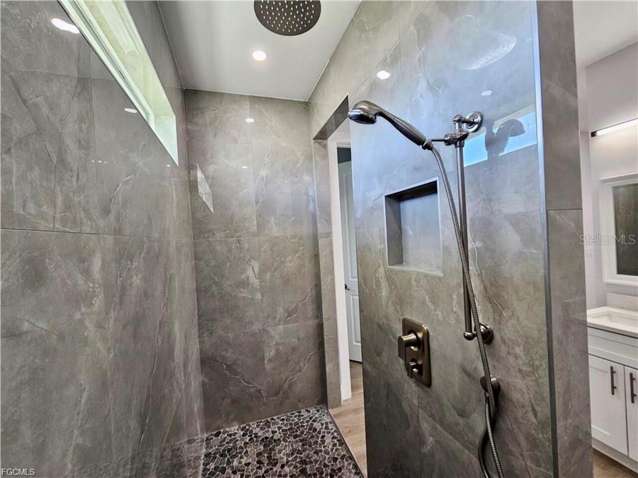 Listing Photo 24