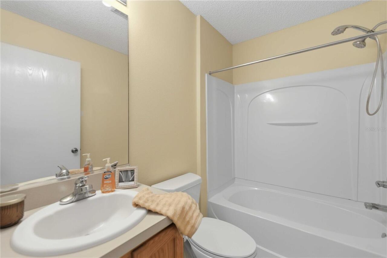 Listing Photo 10