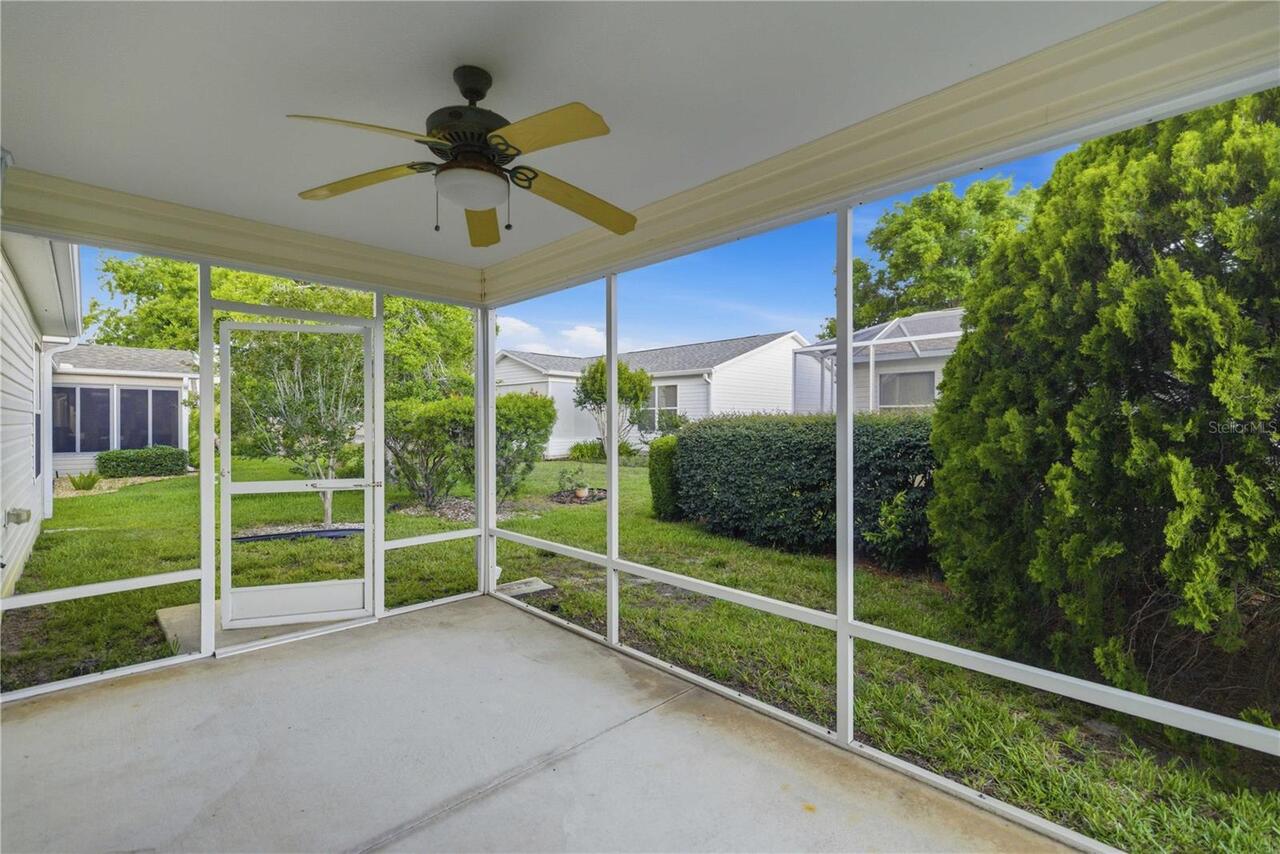 Listing Photo 12