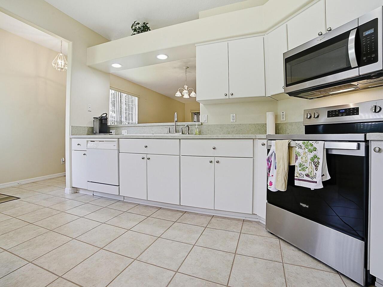 Listing Photo 7