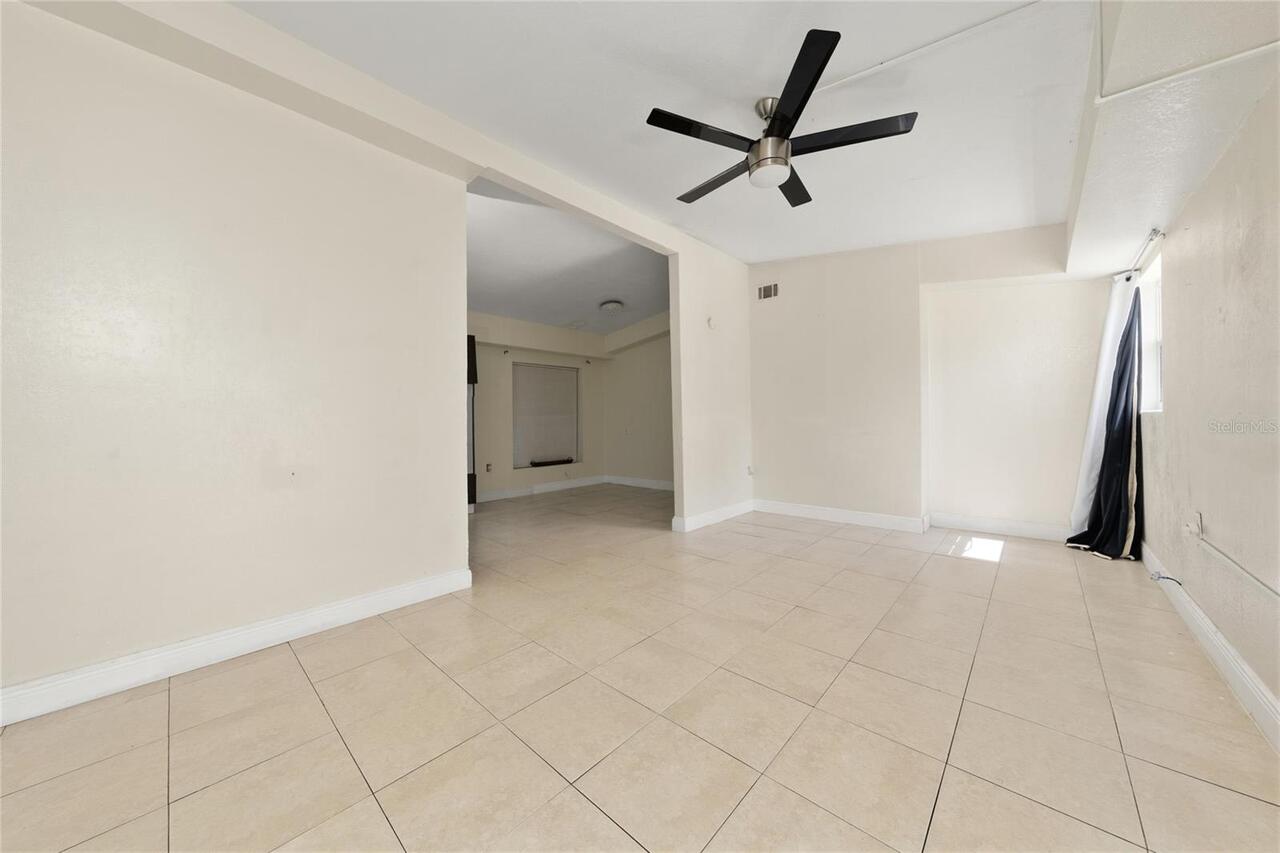 Listing Photo 9