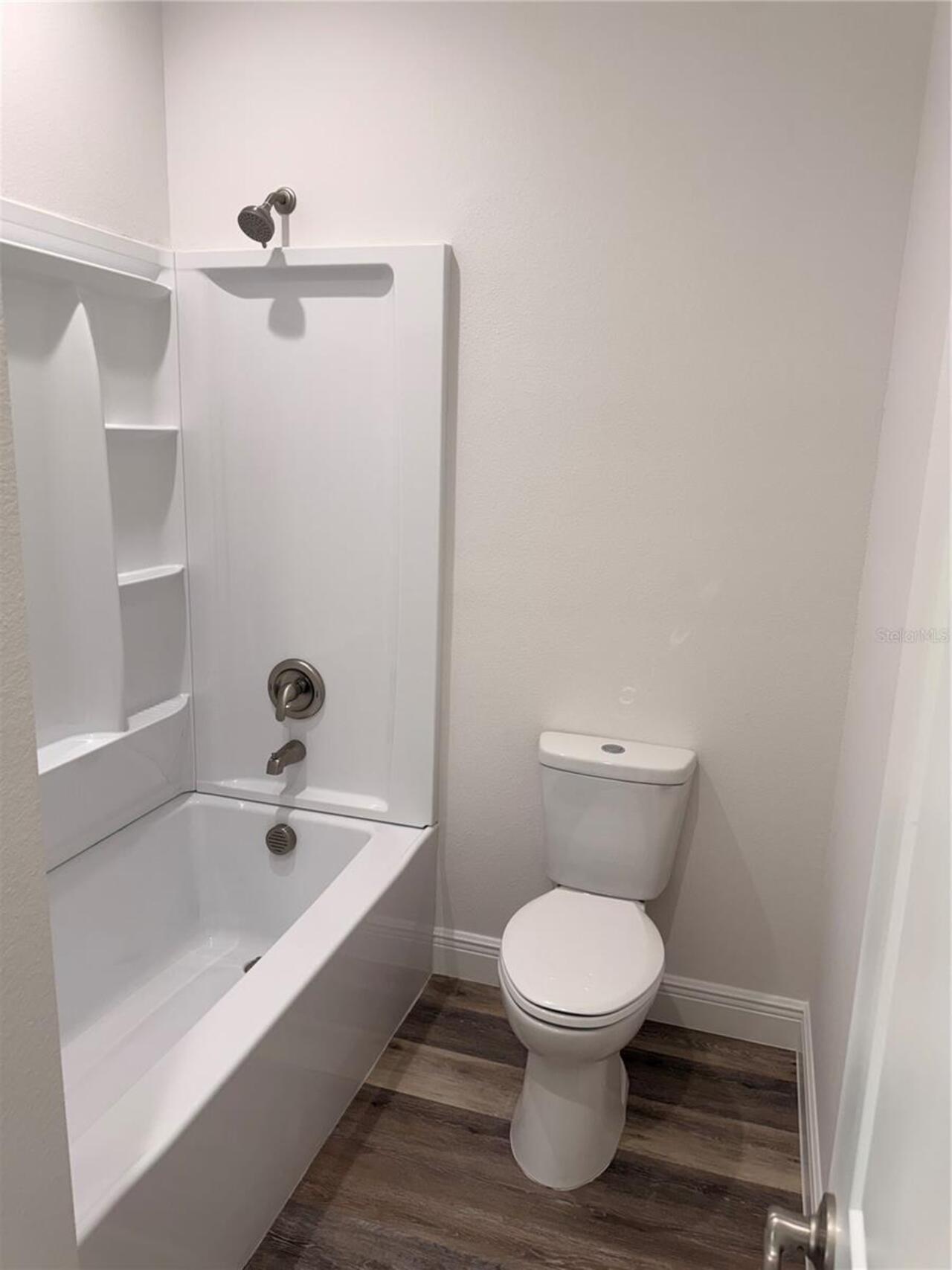 Listing Photo 16