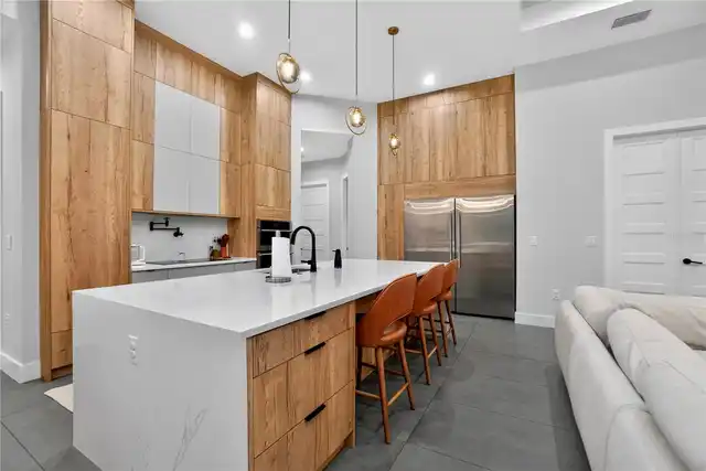 Listing Photo 22