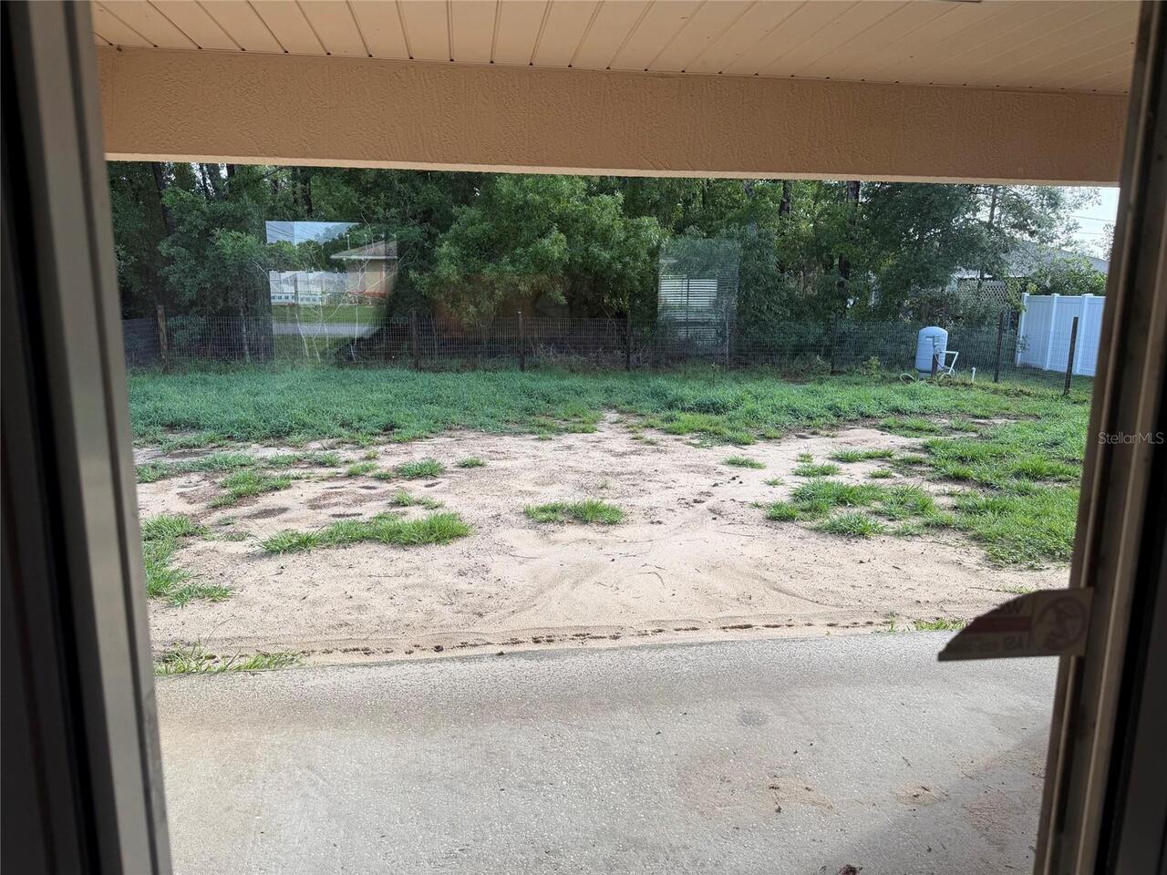 Listing Photo 12