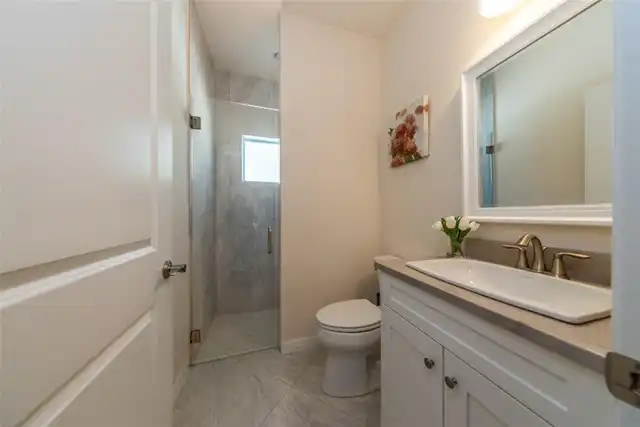 Listing Photo 23