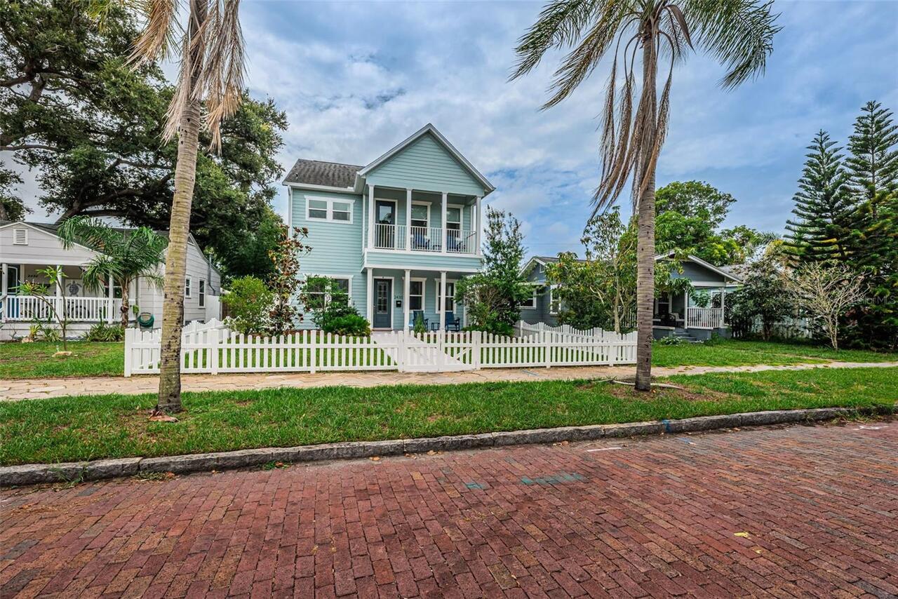 Listing Photo 2