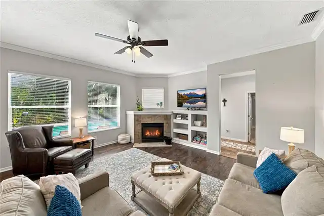Listing Photo 33