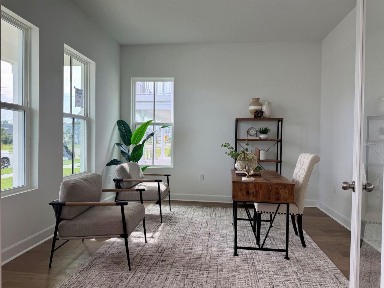 Listing Photo 12