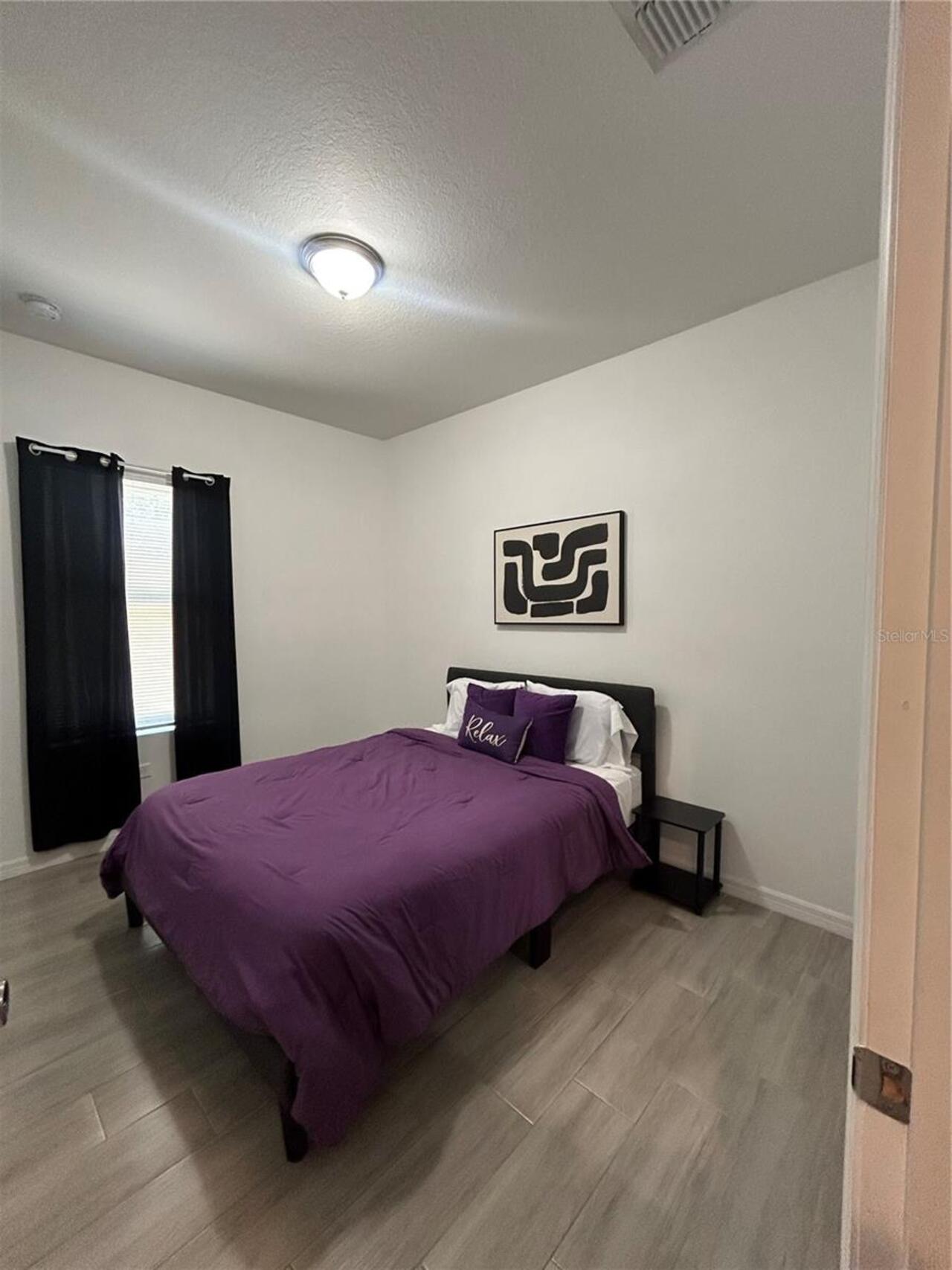 Listing Photo 10