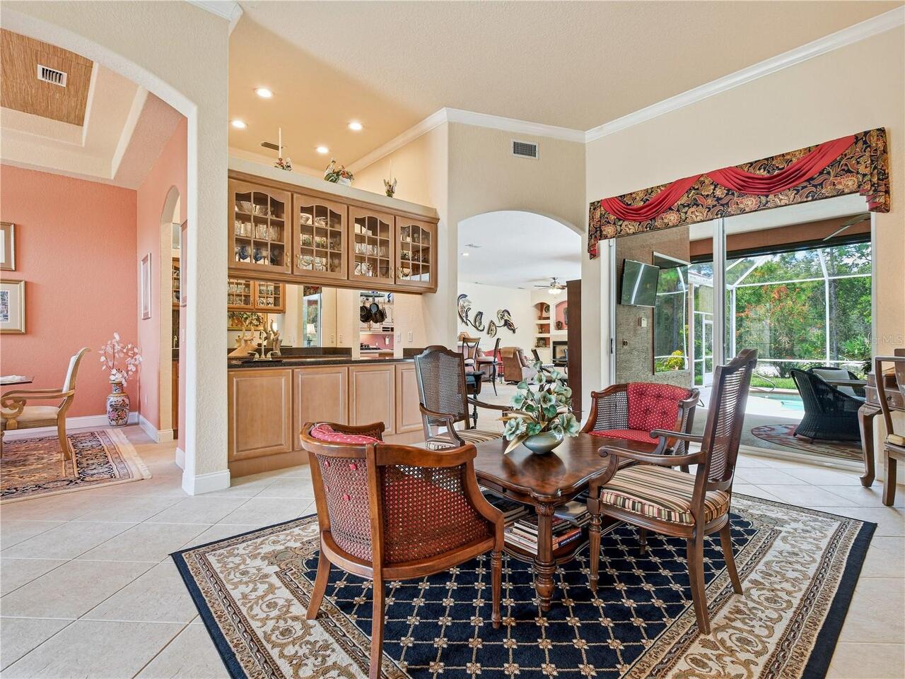 Listing Photo 8