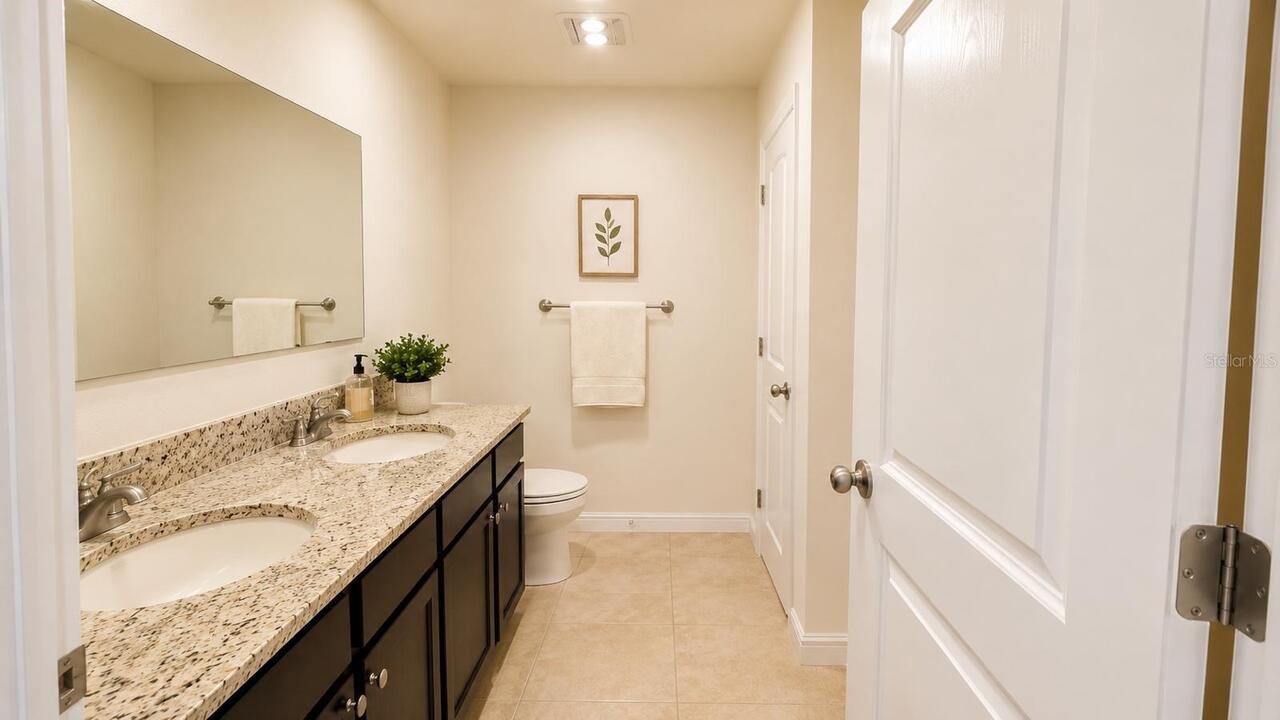 Listing Photo 8