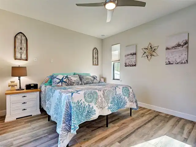 Listing Photo 23