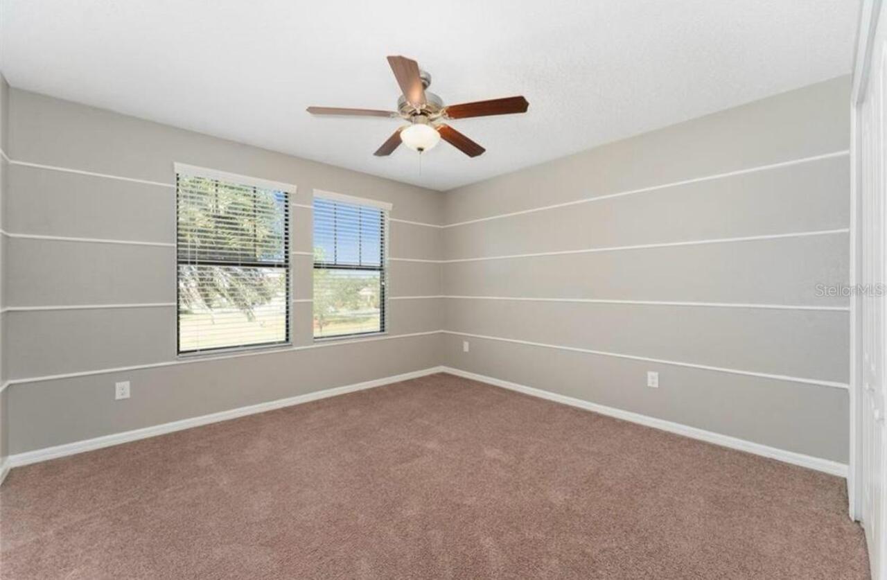 Listing Photo 9