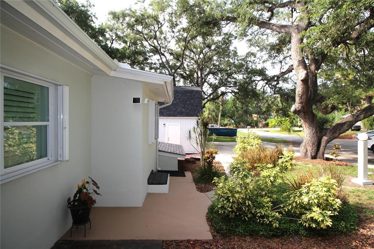 Listing Photo 11