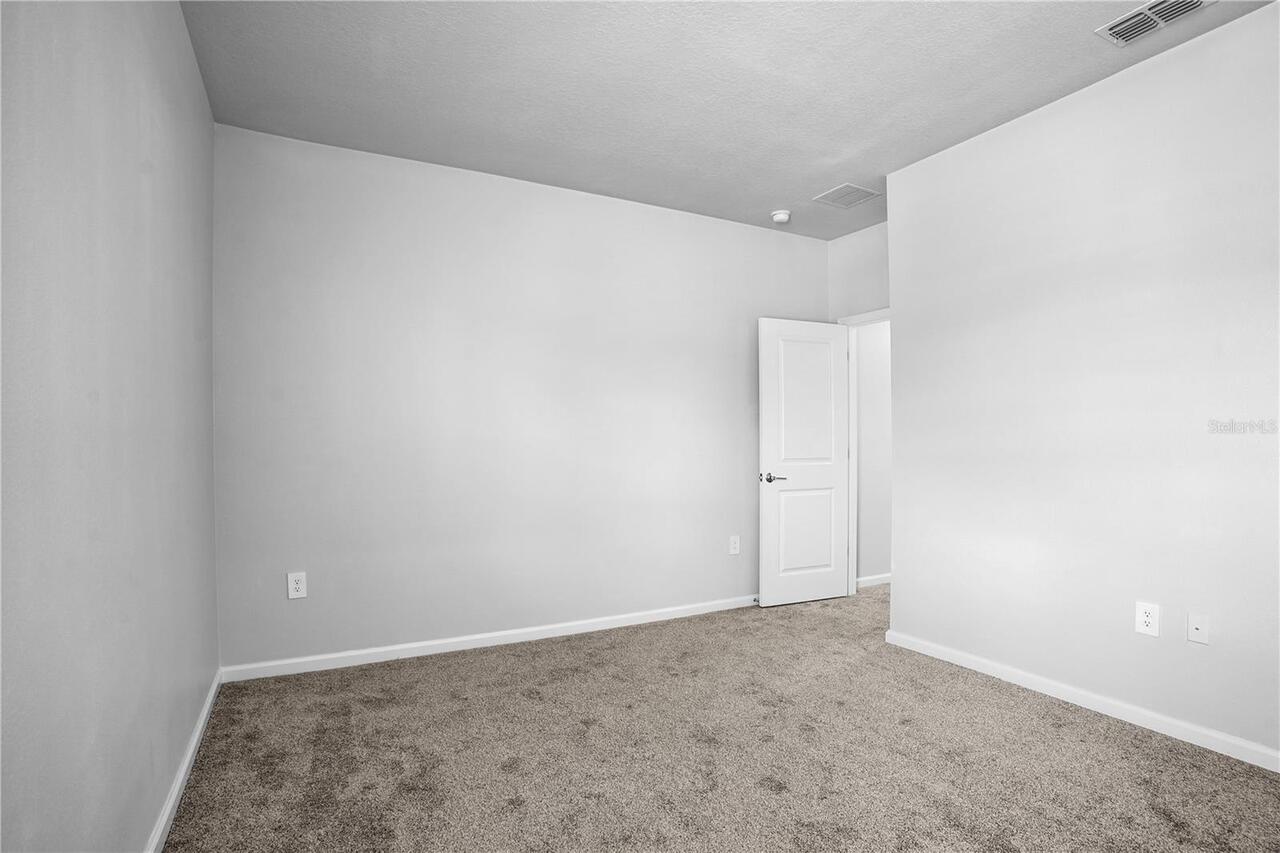 Listing Photo 34