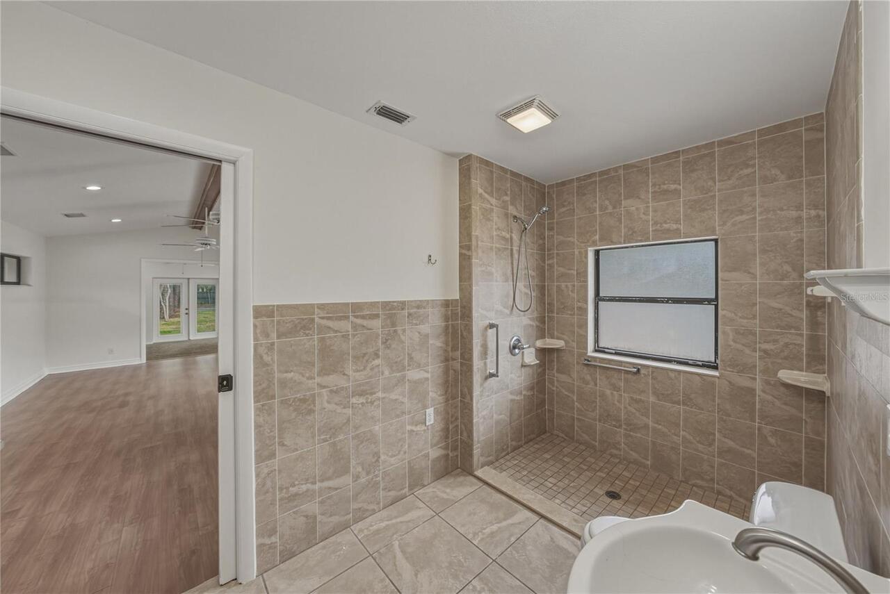 Listing Photo 57