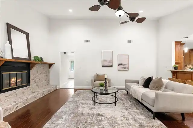 Listing Photo 18