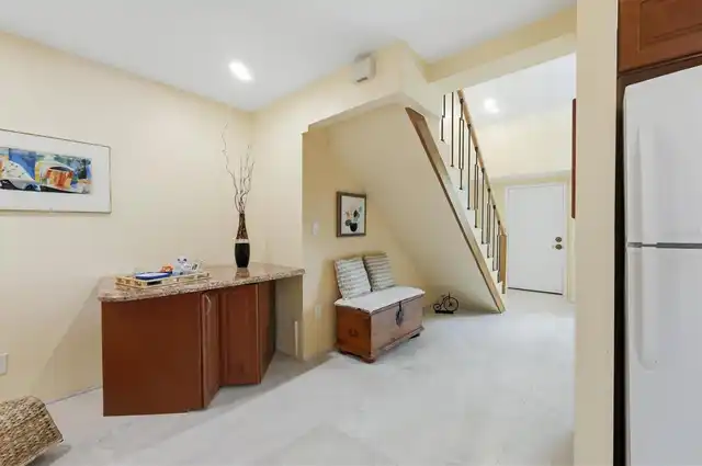 Listing Photo 18