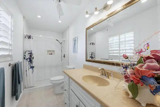 Listing Photo 33