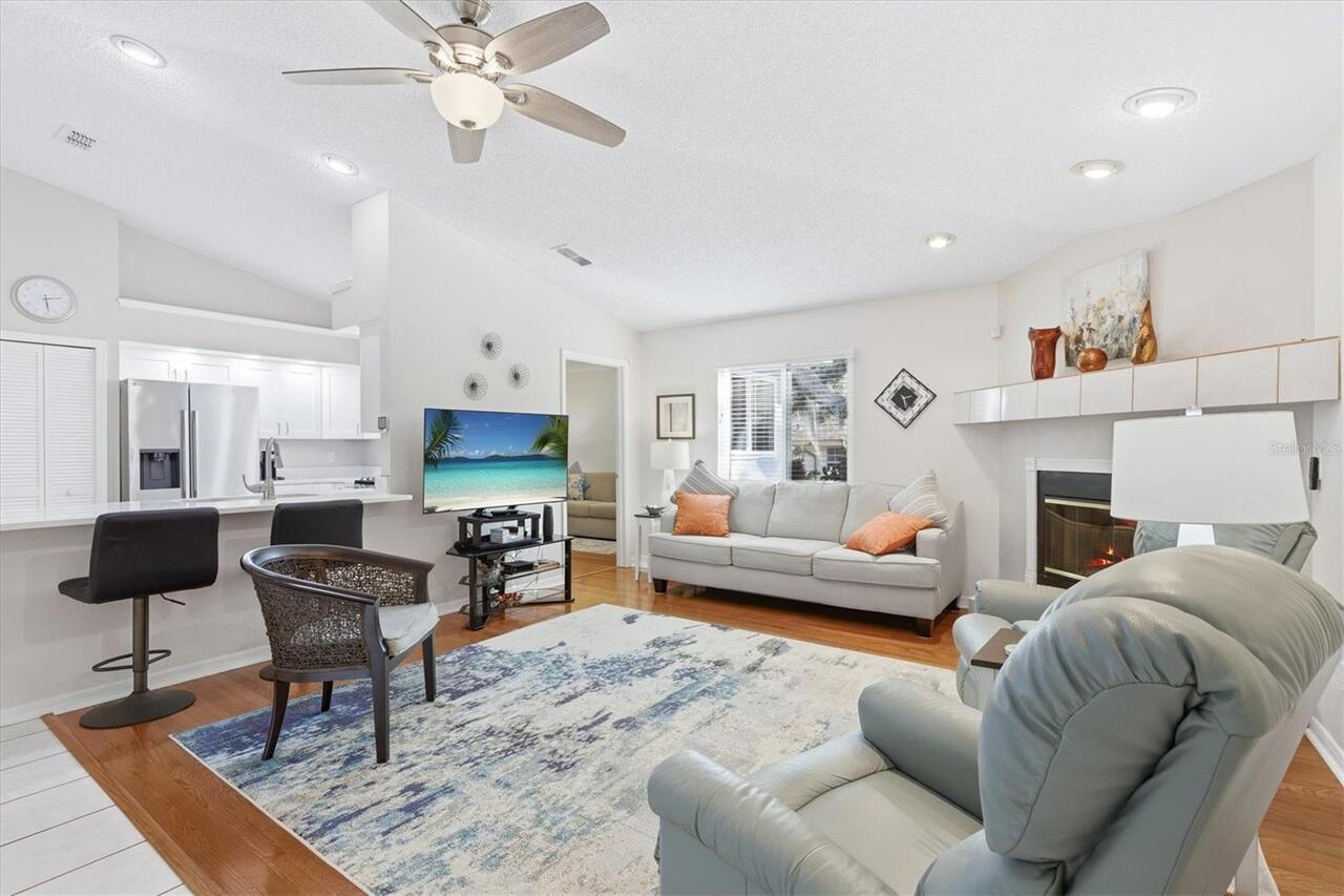 Listing Photo 14