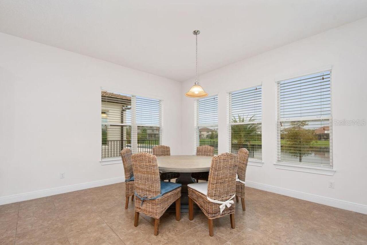 Listing Photo 10