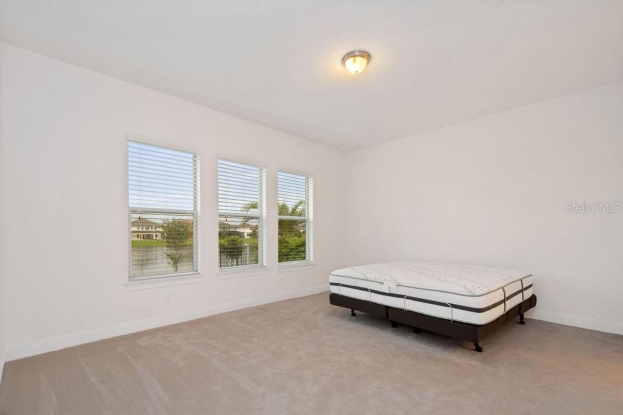 Listing Photo 13