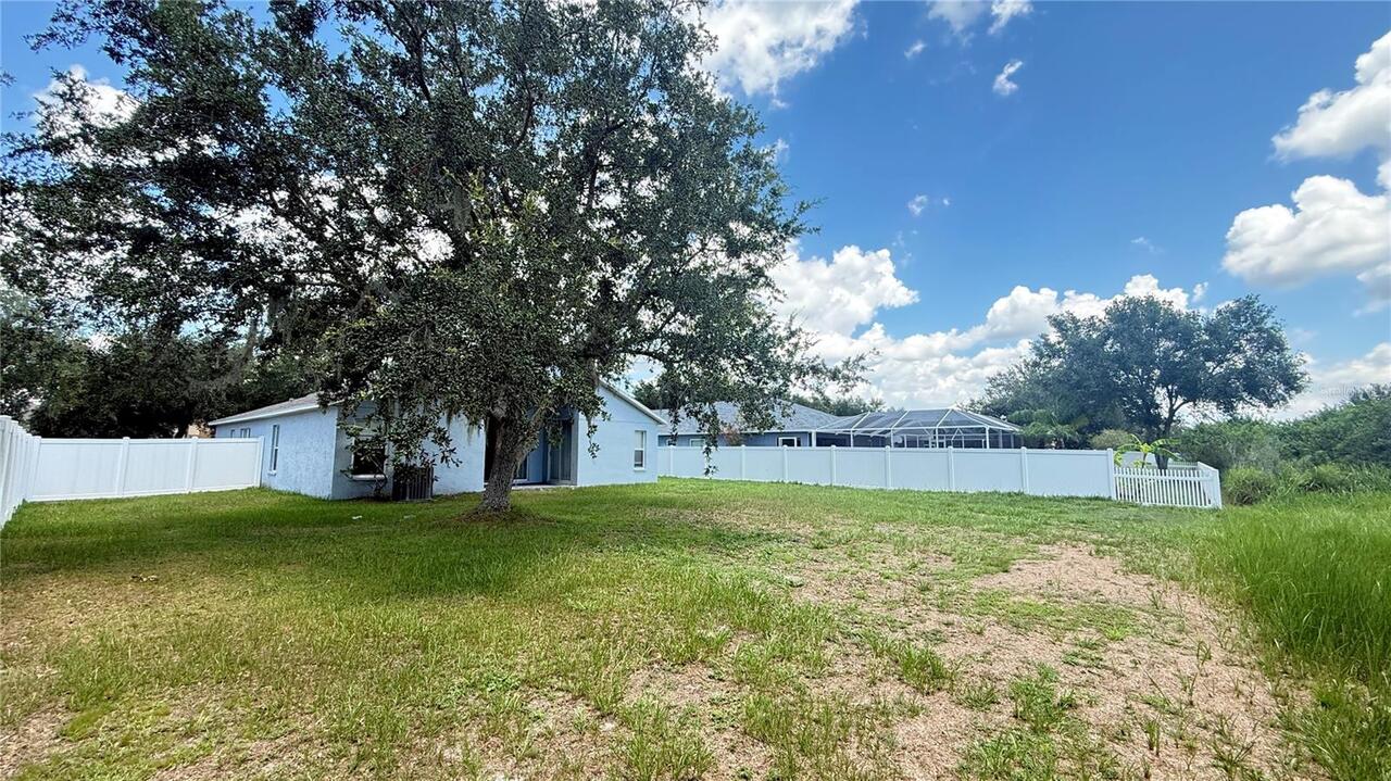 Listing Photo 8