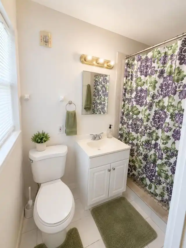 Listing Photo 9
