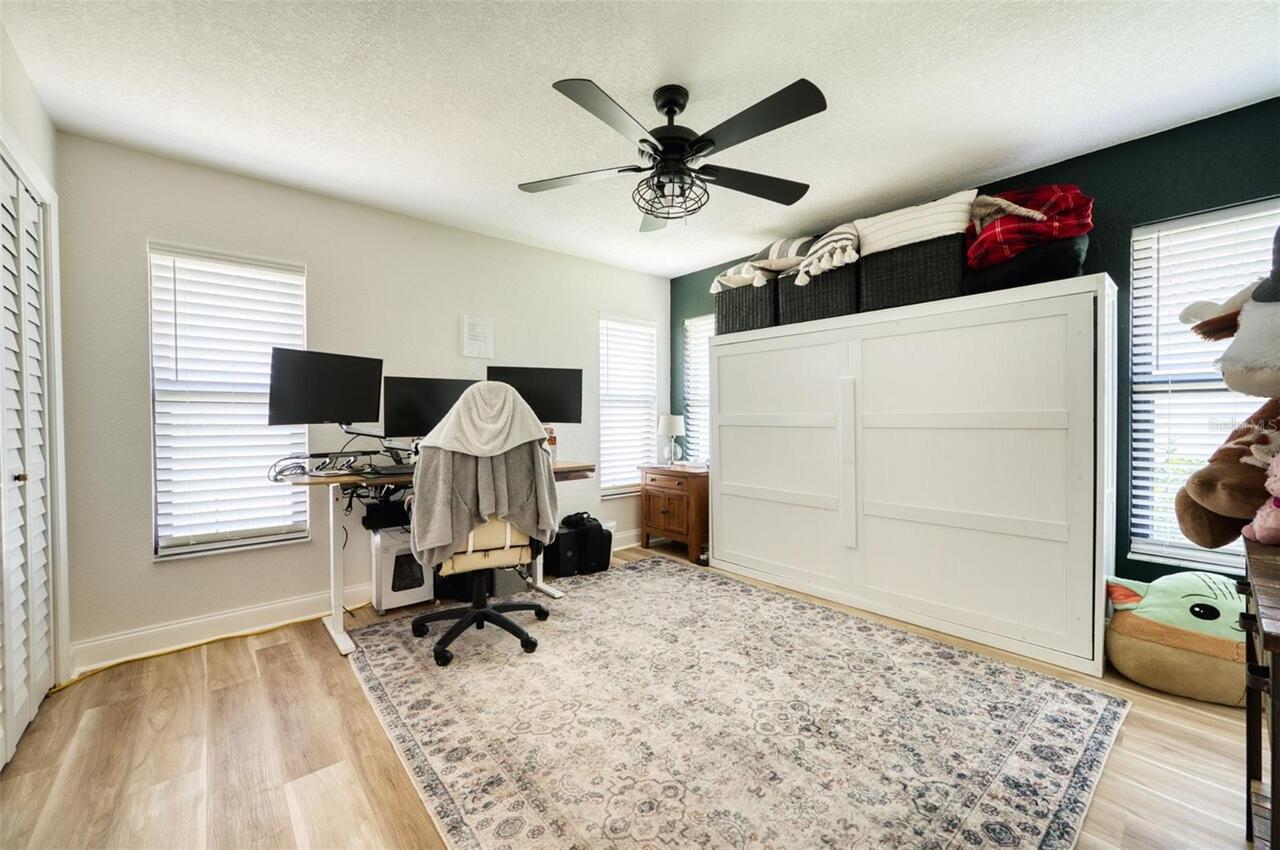 Listing Photo 22