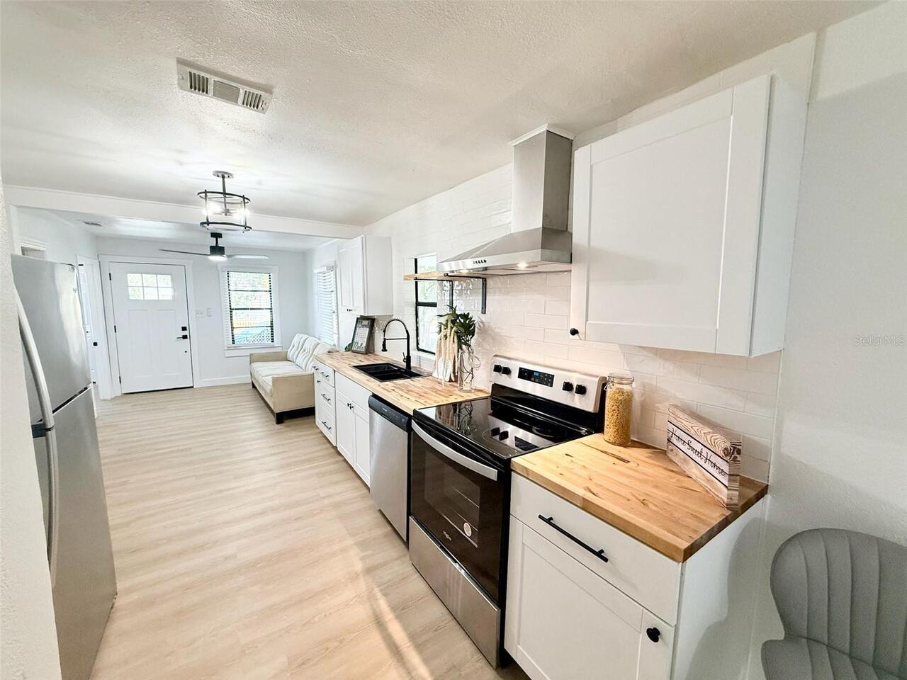 Listing Photo 15