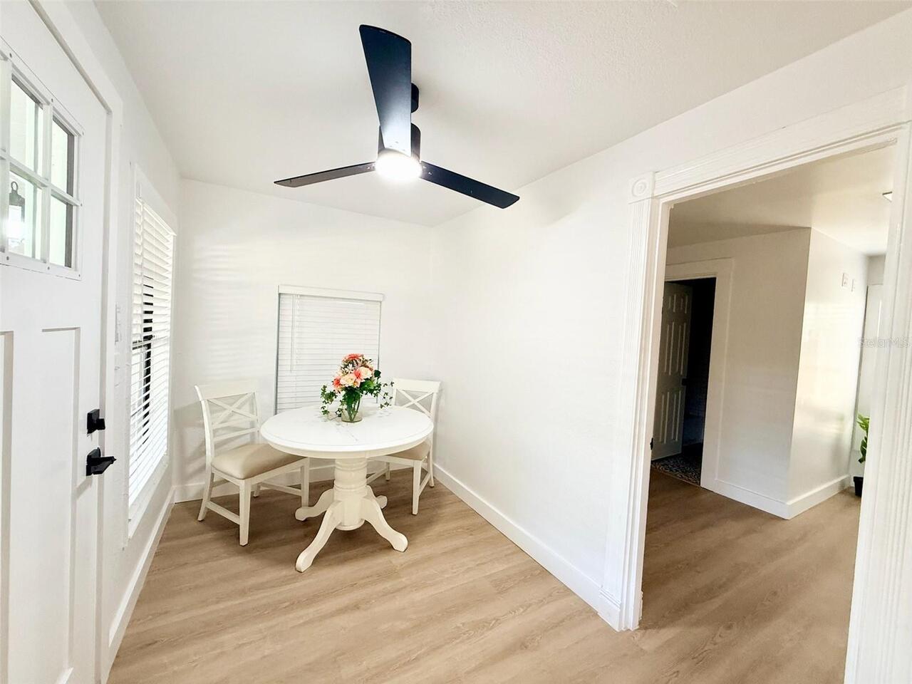 Listing Photo 16