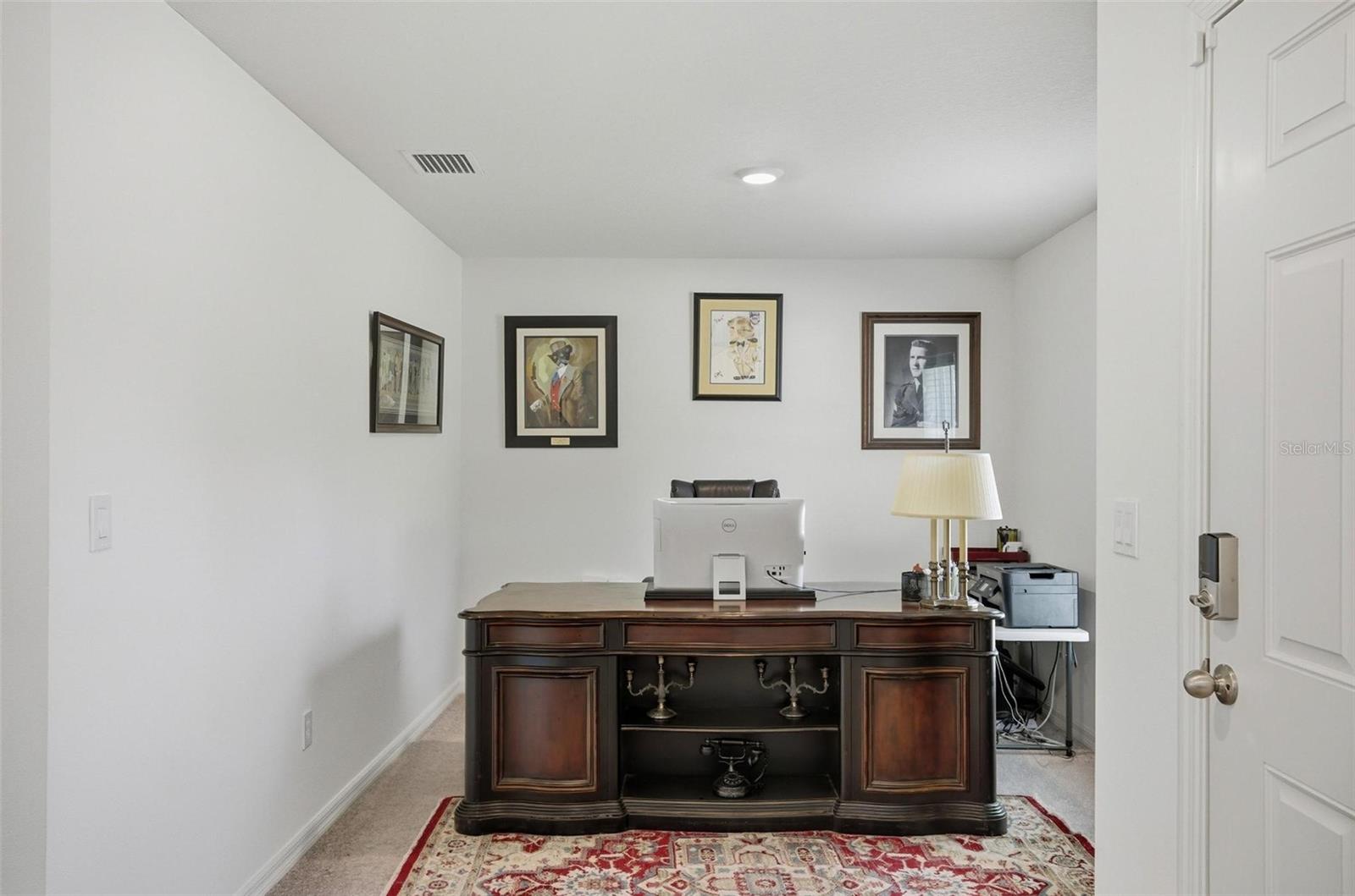 Listing Photo 11