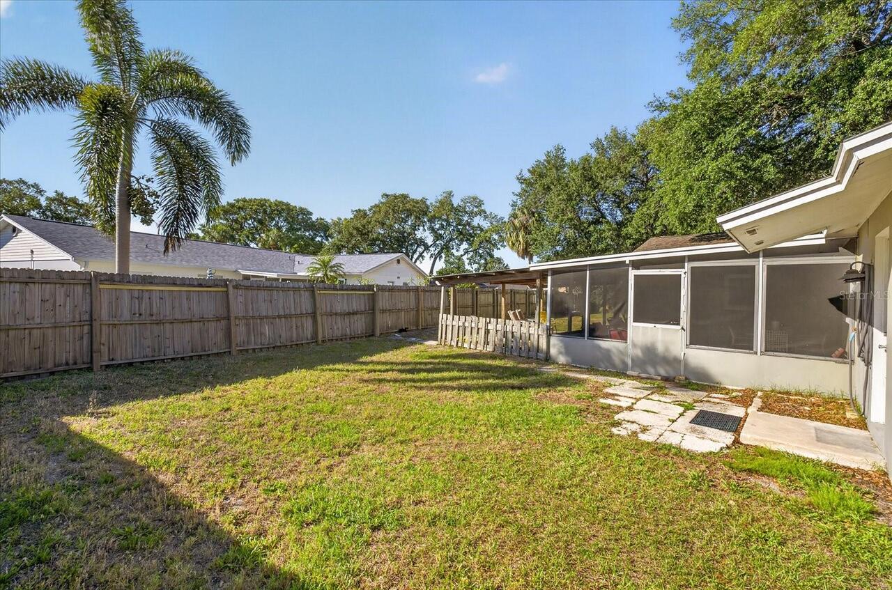 Listing Photo 17