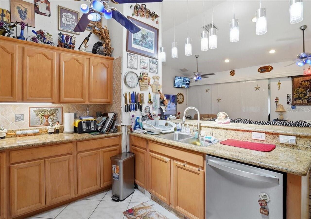 Listing Photo 15