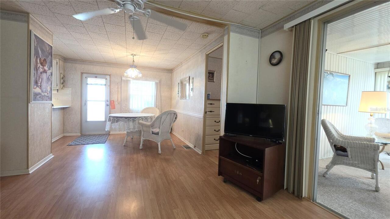 Listing Photo 7