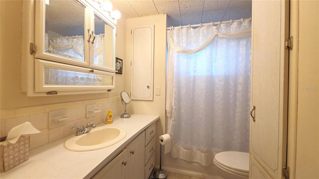 Listing Photo 8