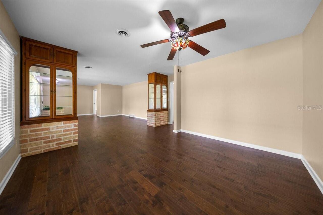 Listing Photo 13
