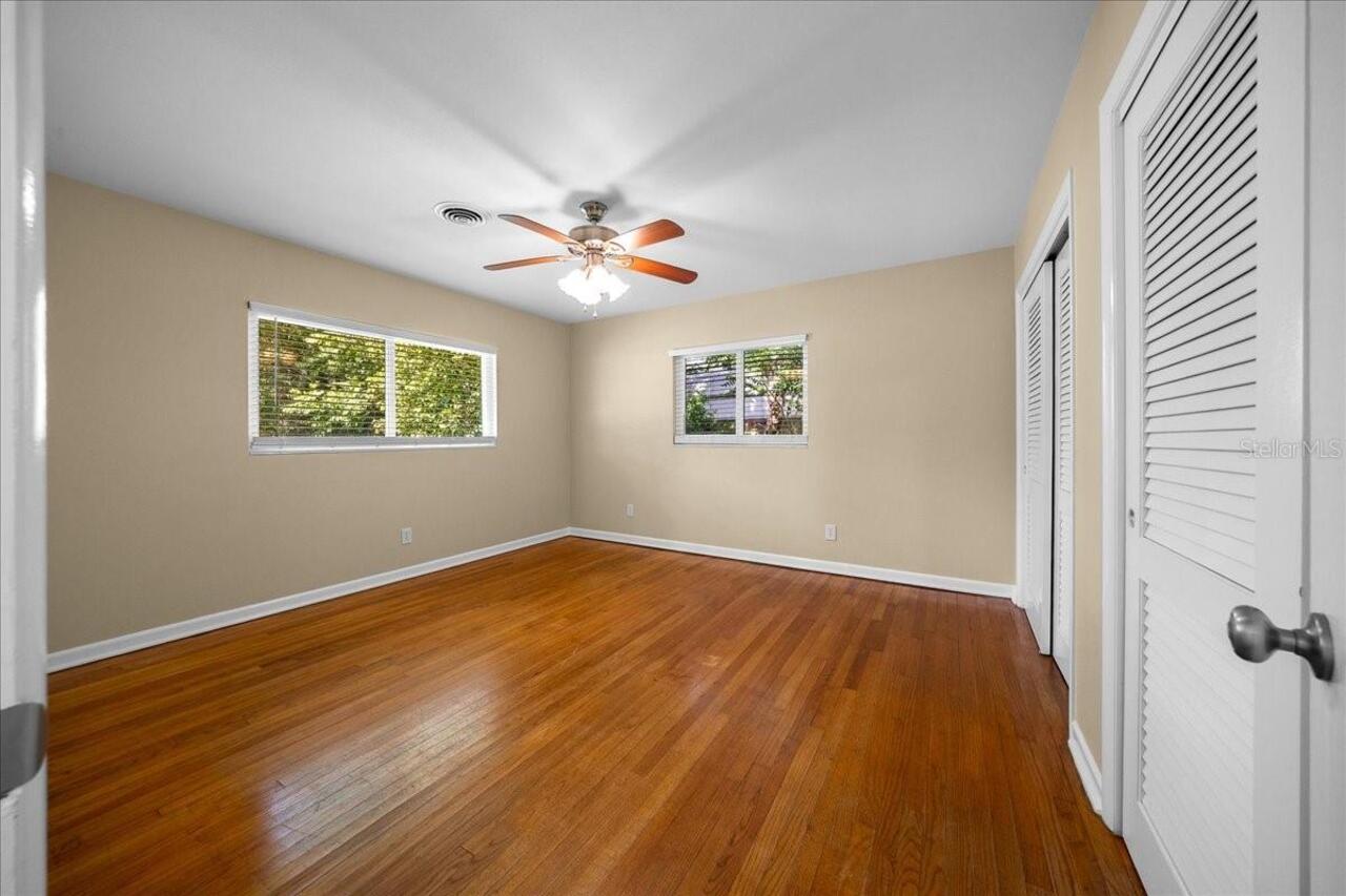 Listing Photo 25
