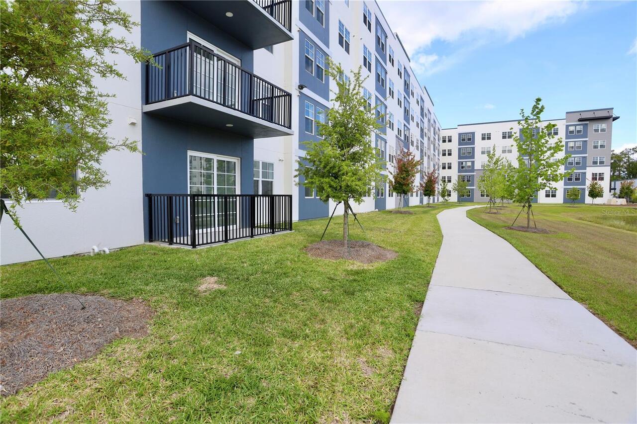 Listing Photo 11