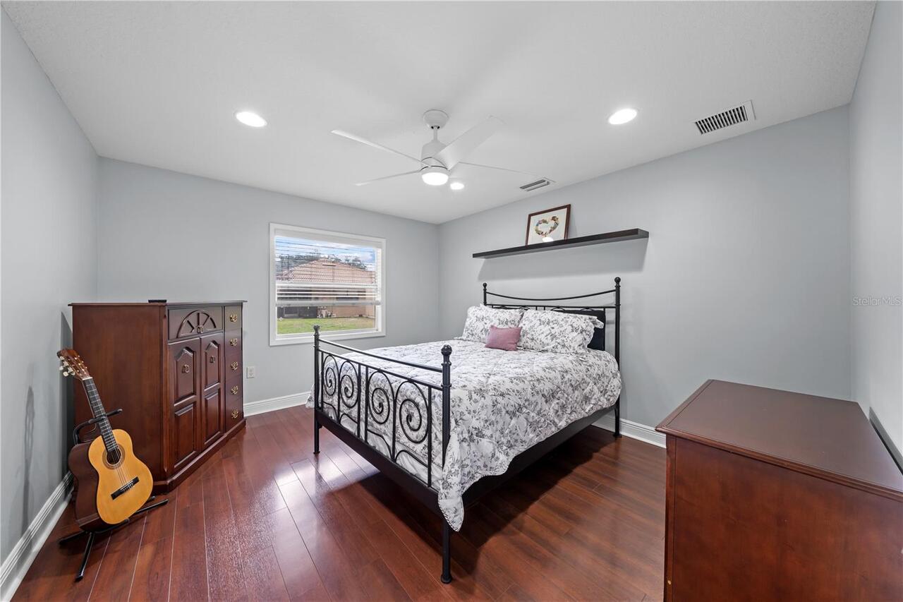 Listing Photo 43