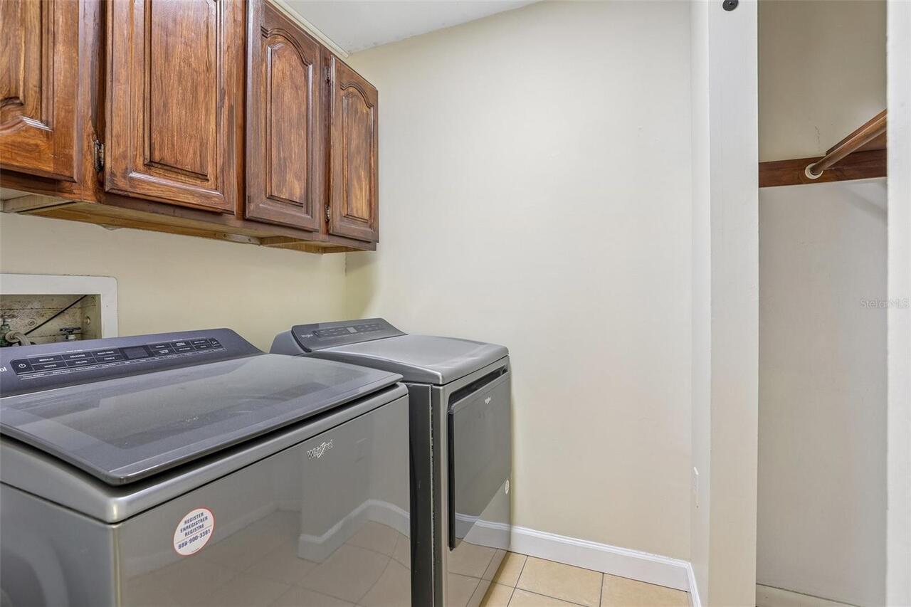 Listing Photo 9