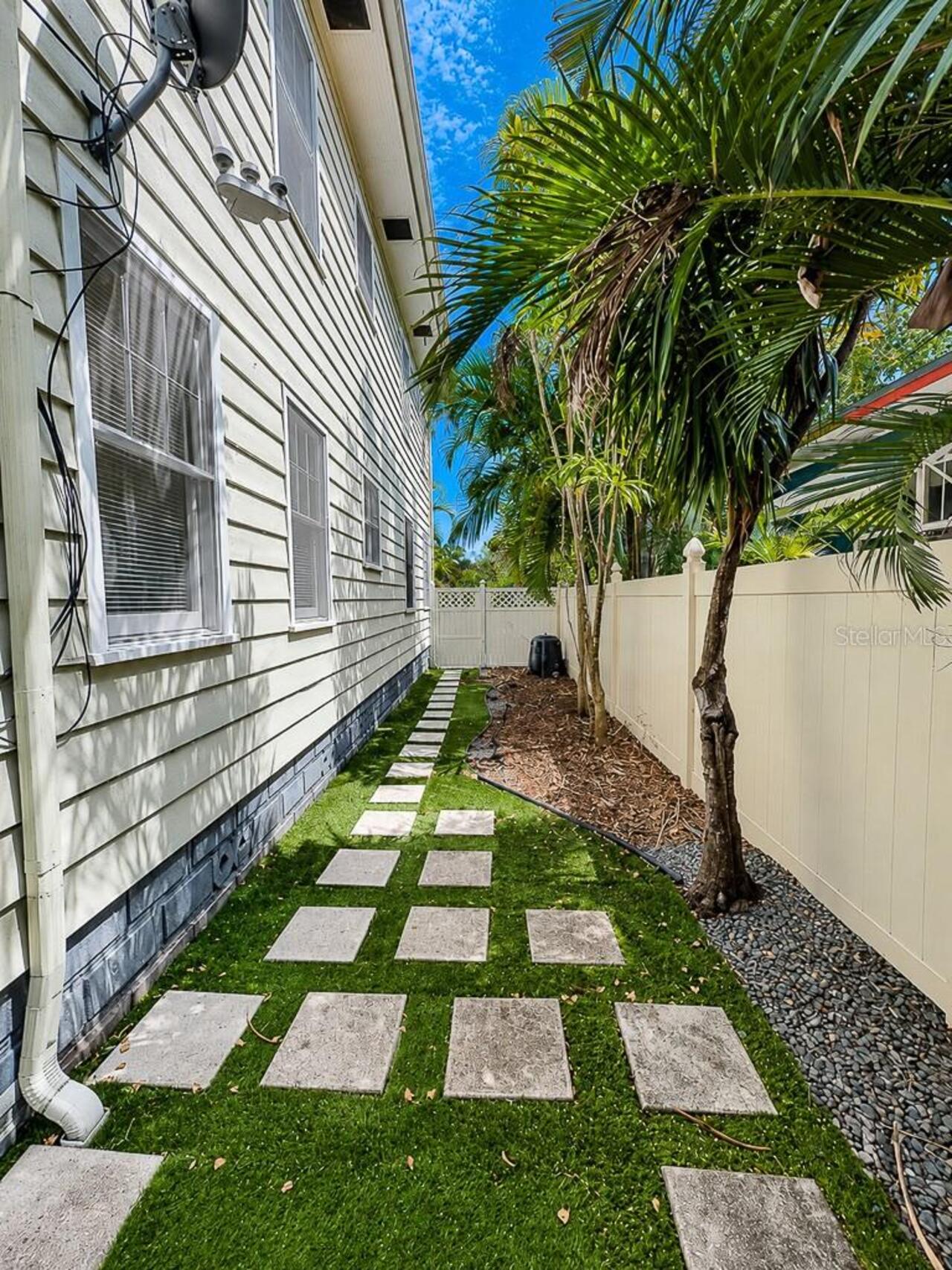 Listing Photo 8