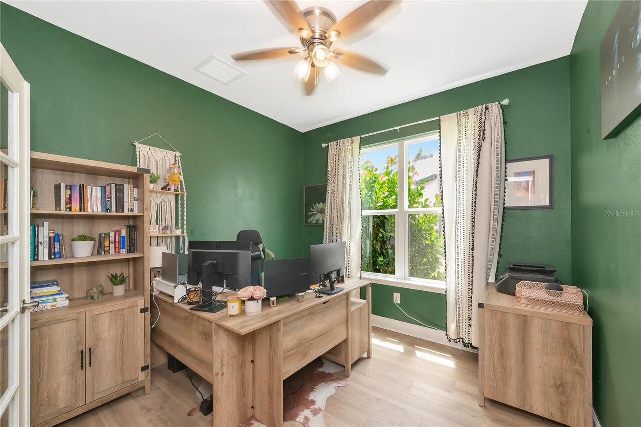 Listing Photo 18