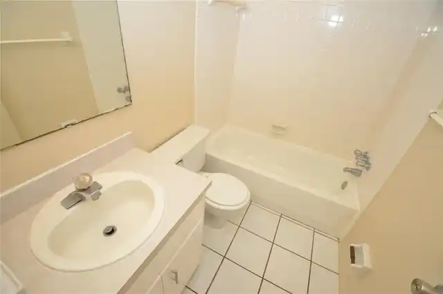 Listing Photo 9