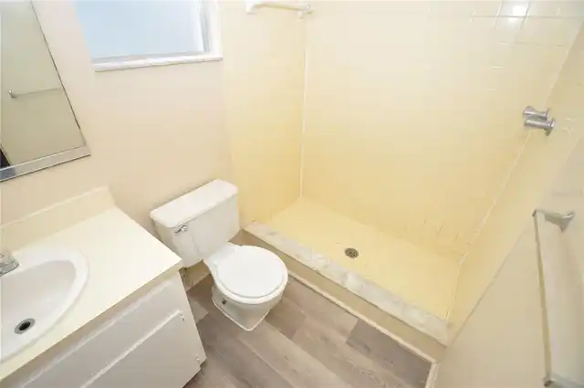 Listing Photo 13