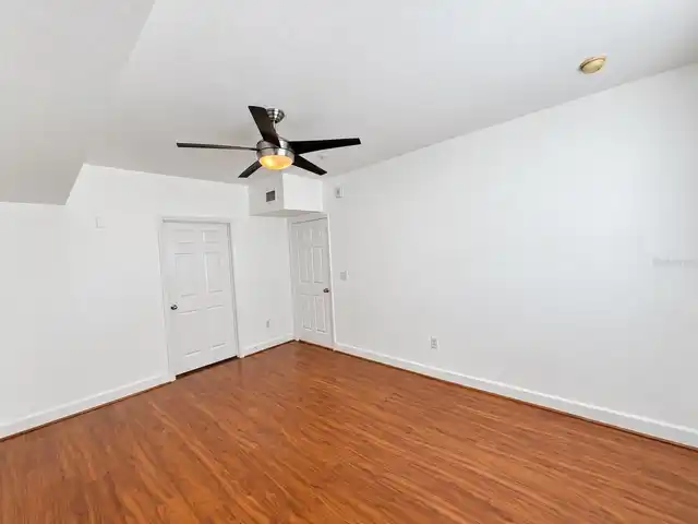 Listing Photo 21