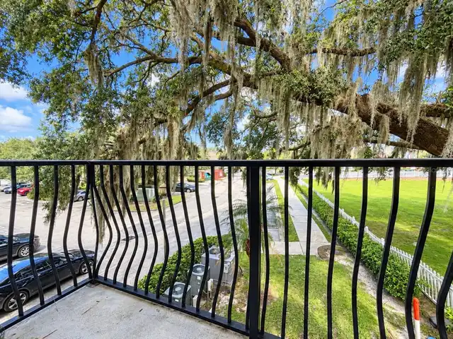 Listing Photo 18